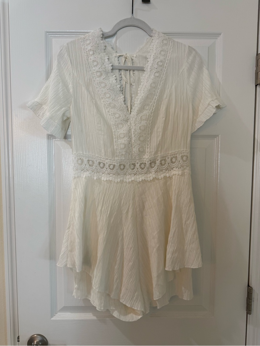 SHEIN Cream Lace V-Neck Peplum Bohemian Romper